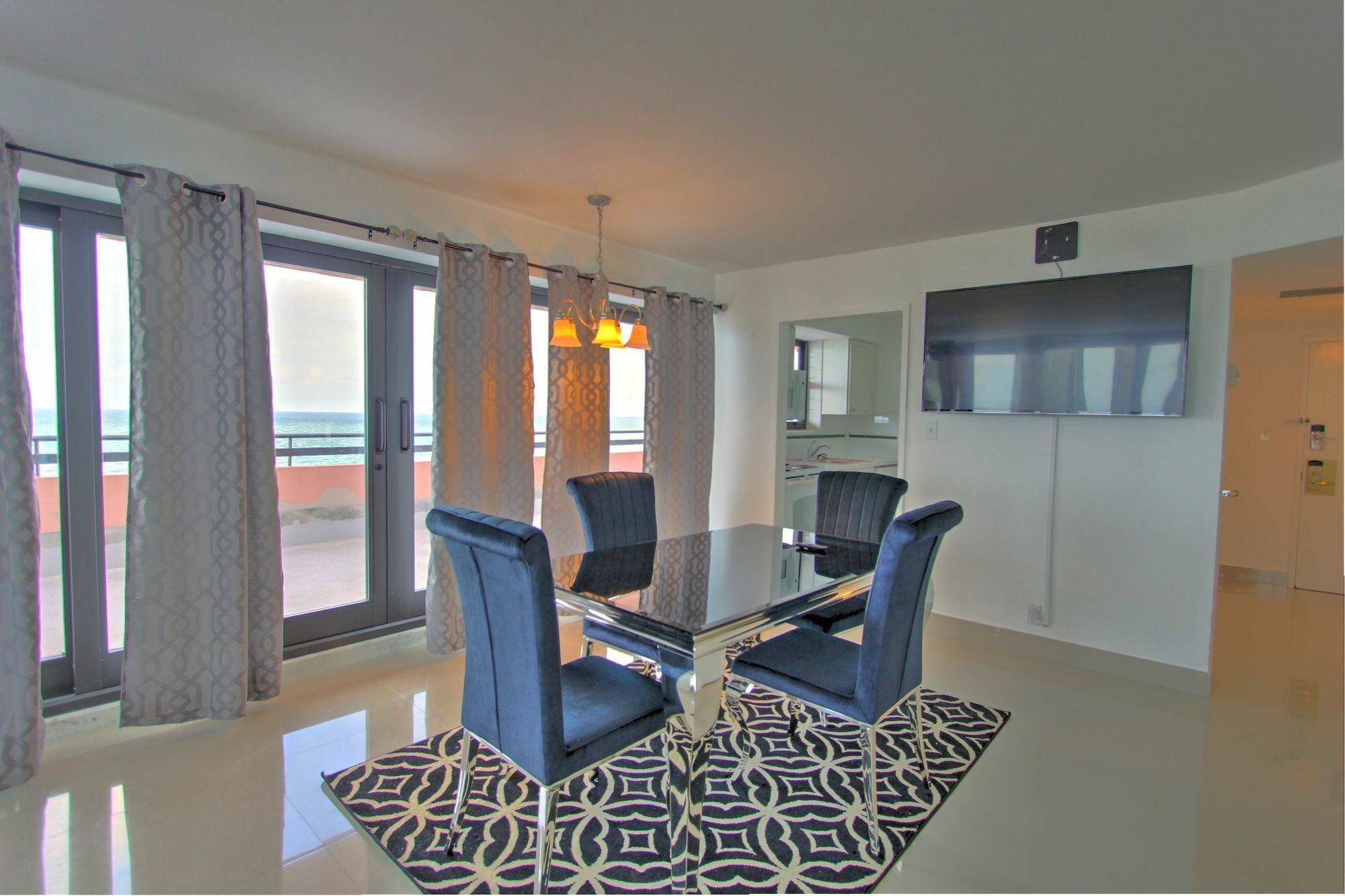 Private Apartments By Vacations On 迈阿密海滩 外观 照片